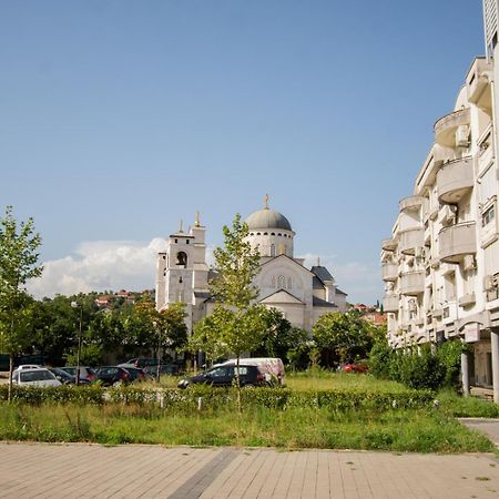 Maxim Compass Apartment 포드고리차 외부 사진
