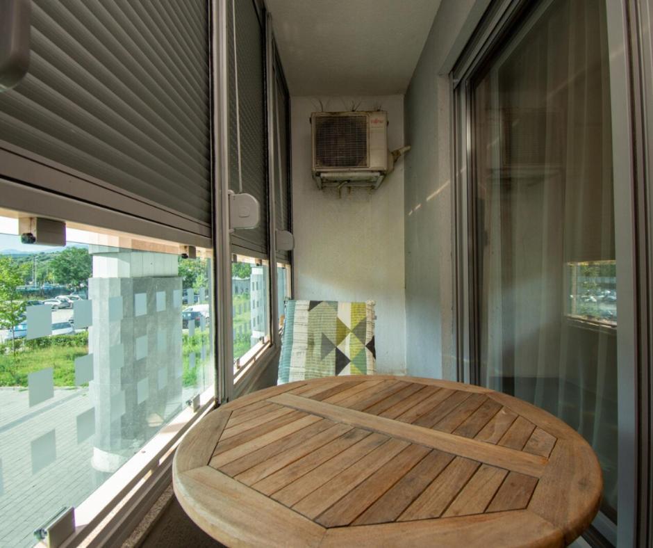 Maxim Compass Apartment 포드고리차 외부 사진