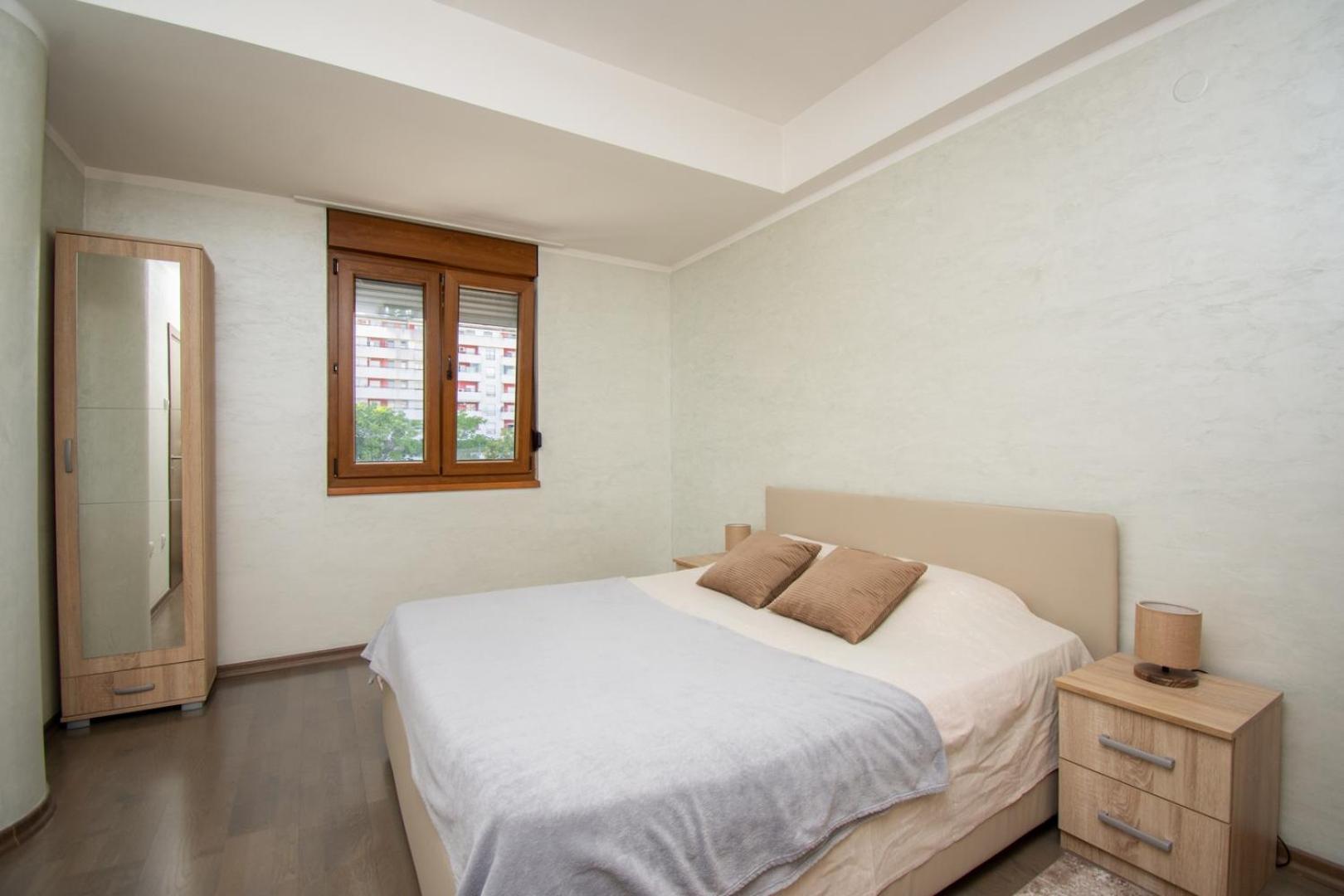 Maxim Compass Apartment 포드고리차 외부 사진